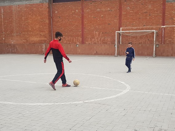 Giuseppe, a ball for a friend  | Sport for All