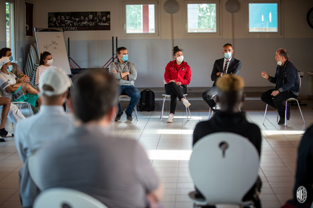 Due visite ai progetti sportivi di Fondazione Milan per concludere la stagione 20-21